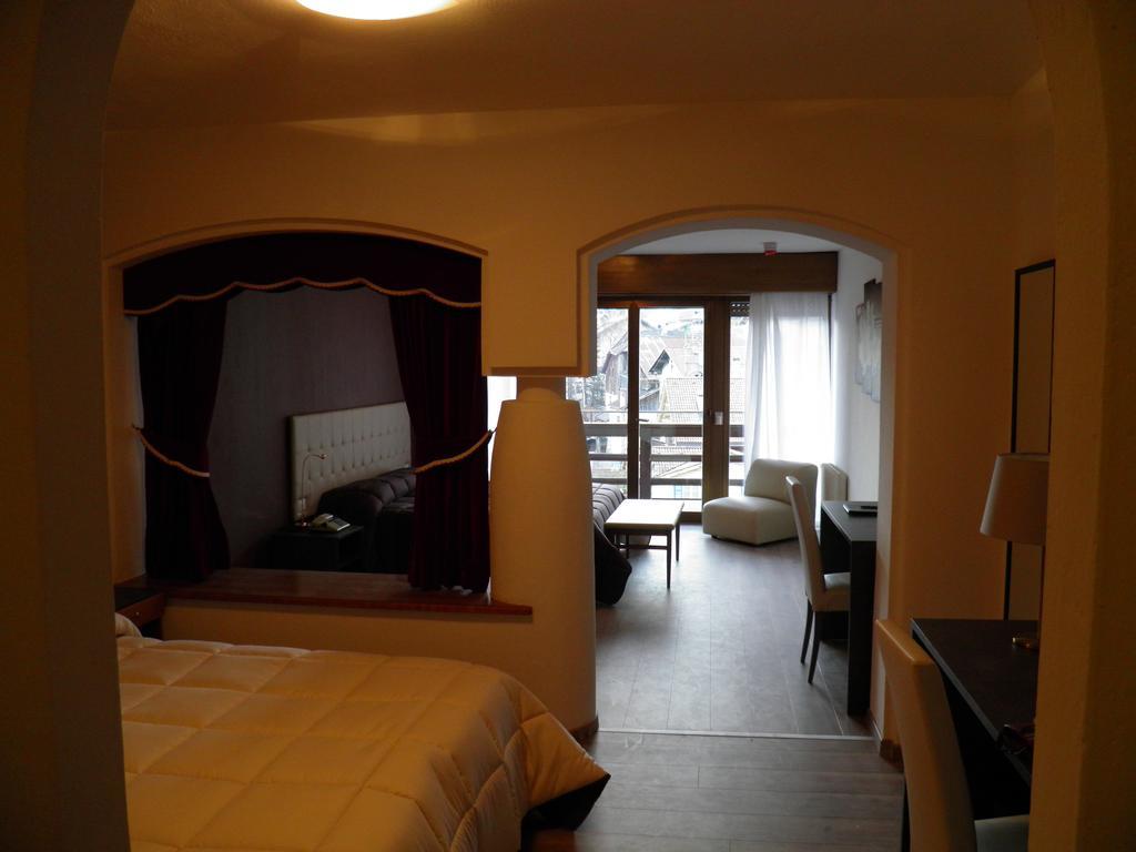 Hotel Trento Pozza di Fassa Buitenkant foto