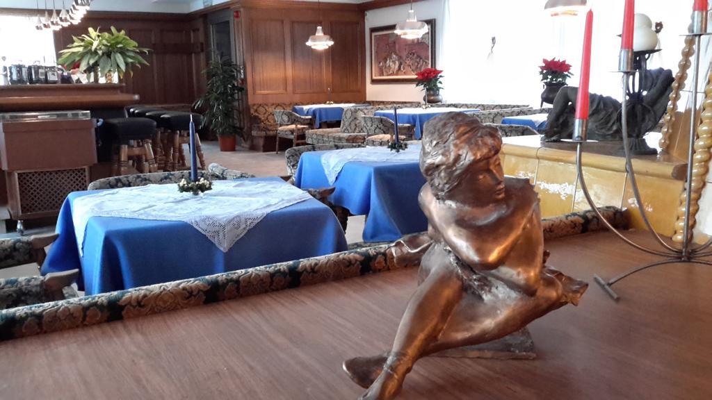 Hotel Trento Pozza di Fassa Buitenkant foto